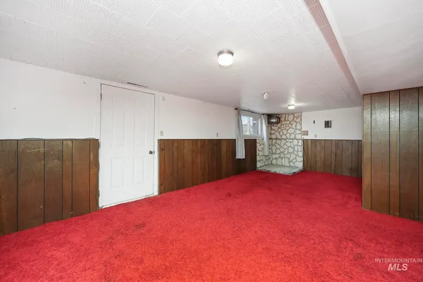 $319,900 | 320 East 23rd Drive, Burley, ID 83318