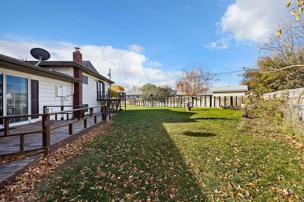 $319,900 | 320 East 23rd Drive, Burley, ID 83318