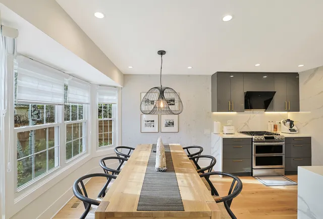 $409,000 | 2131 Cumberland Parkway, Algonquin, IL 60102