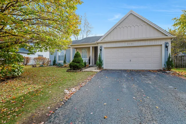 $409,000 | 2131 Cumberland Parkway, Algonquin, IL 60102