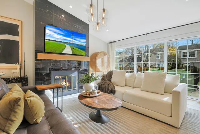 $409,000 | 2131 Cumberland Parkway, Algonquin, IL 60102