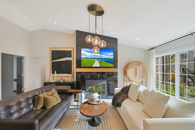 $409,000 | 2131 Cumberland Parkway, Algonquin, IL 60102