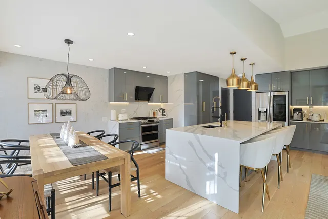 $409,000 | 2131 Cumberland Parkway, Algonquin, IL 60102