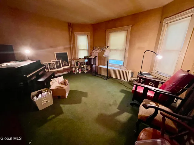 $271,000 | 358 Kenwood Avenue, Bethlehem, NY 12054