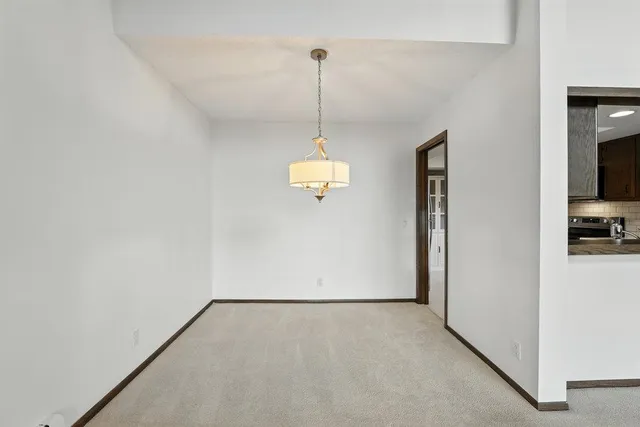 $200,000 | 9700 Portland Avenue South, Unit 332, Bloomington, MN 55420