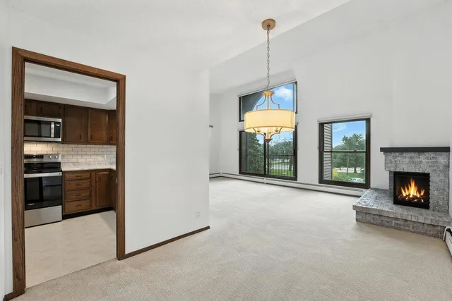 $200,000 | 9700 Portland Avenue South, Unit 332, Bloomington, MN 55420