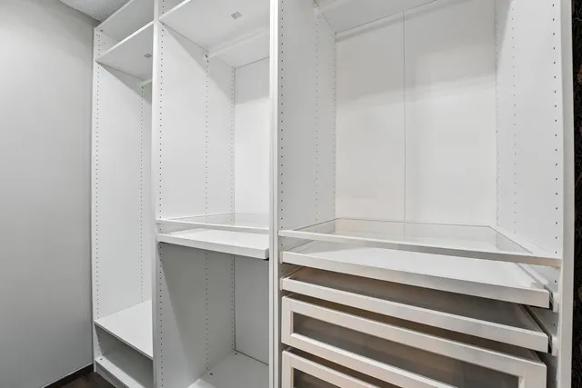 $200,000 | 9700 Portland Avenue South, Unit 332, Bloomington, MN 55420