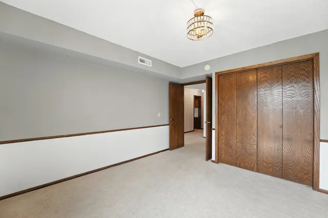 $200,000 | 9700 Portland Avenue South, Unit 332, Bloomington, MN 55420