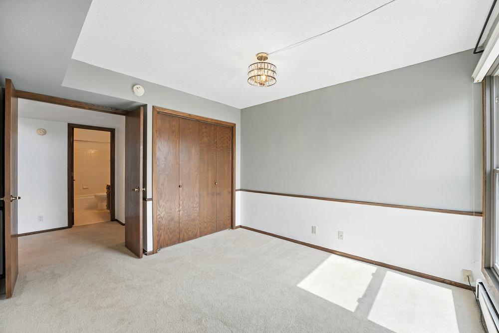 9700 Portland Avenue South, Unit 332 Bloomington, MN 55420 - Photo 34 of 51