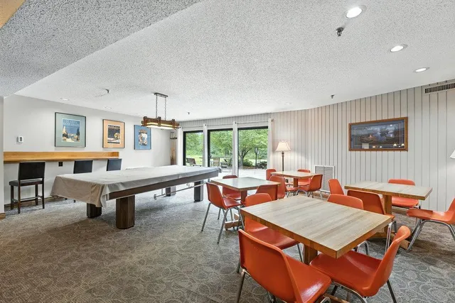 $200,000 | 9700 Portland Avenue South, Unit 332, Bloomington, MN 55420