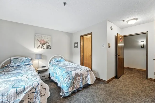 $200,000 | 9700 Portland Avenue South, Unit 332, Bloomington, MN 55420