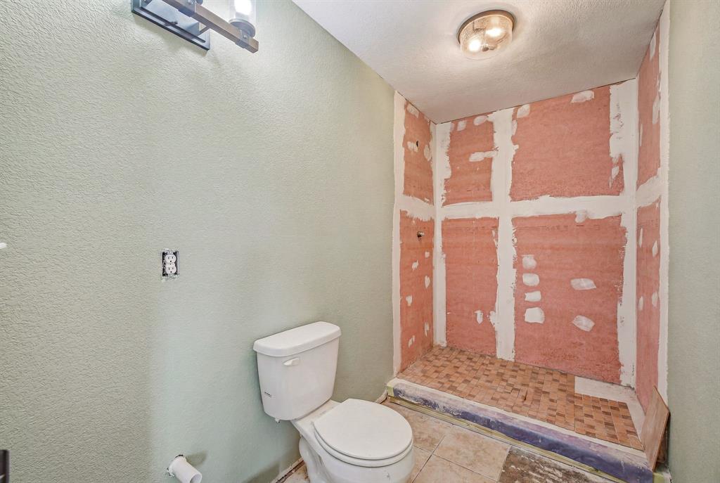341 Wesley Chapel Road Jacksboro, TX 76458 - Photo 18 of 30