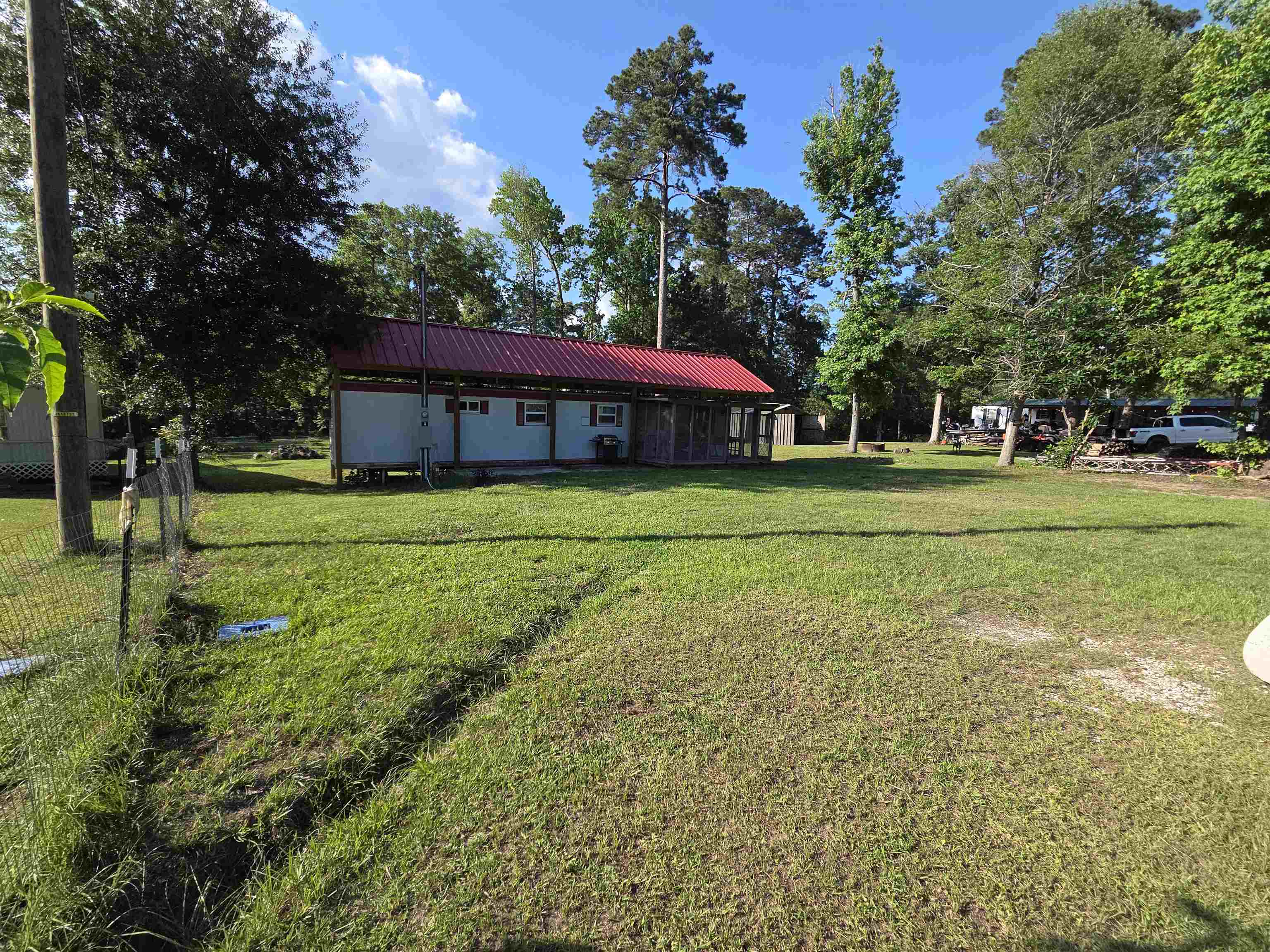 200 Ridgecrest Drive Hemphill, TX 75948 - Photo 1 of 24