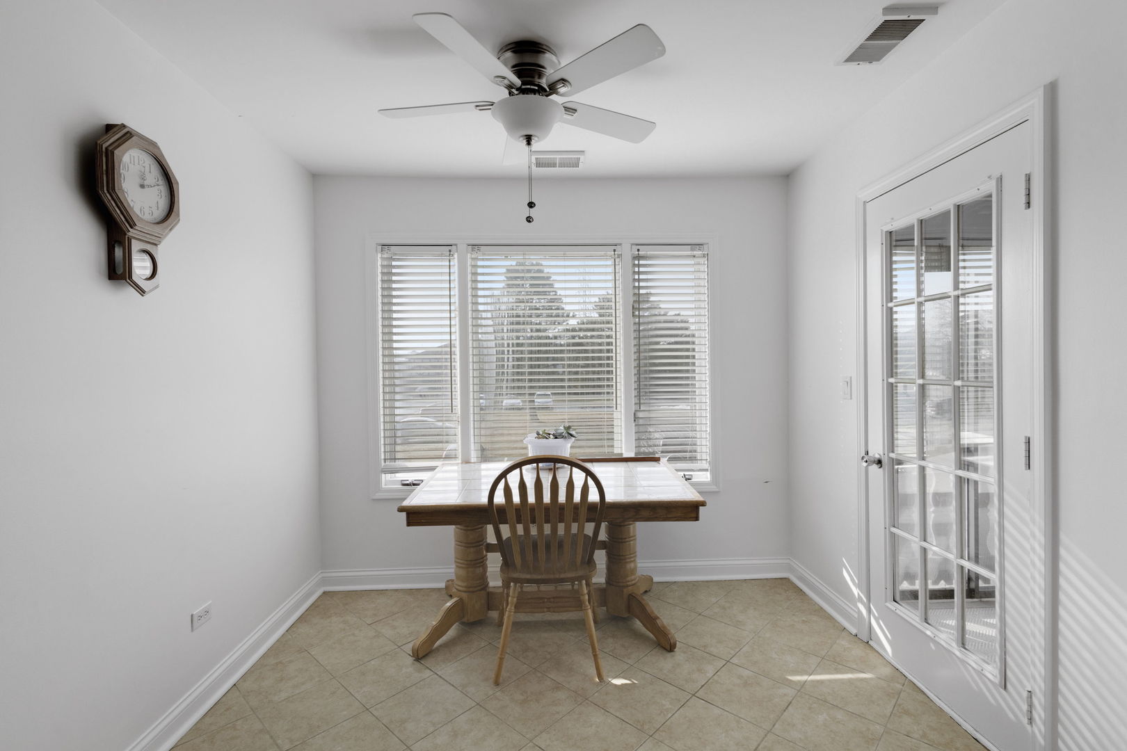 9724 West Creek Road, Unit E2 Palos Park, IL 60464 - Photo 6 of 11