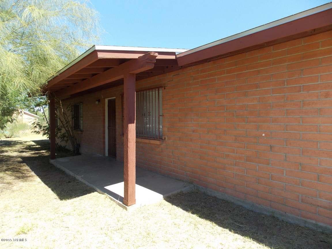 380 West Lerdo Road Tucson, AZ 85756 - Photo 1 of 20 Gallery Image 1