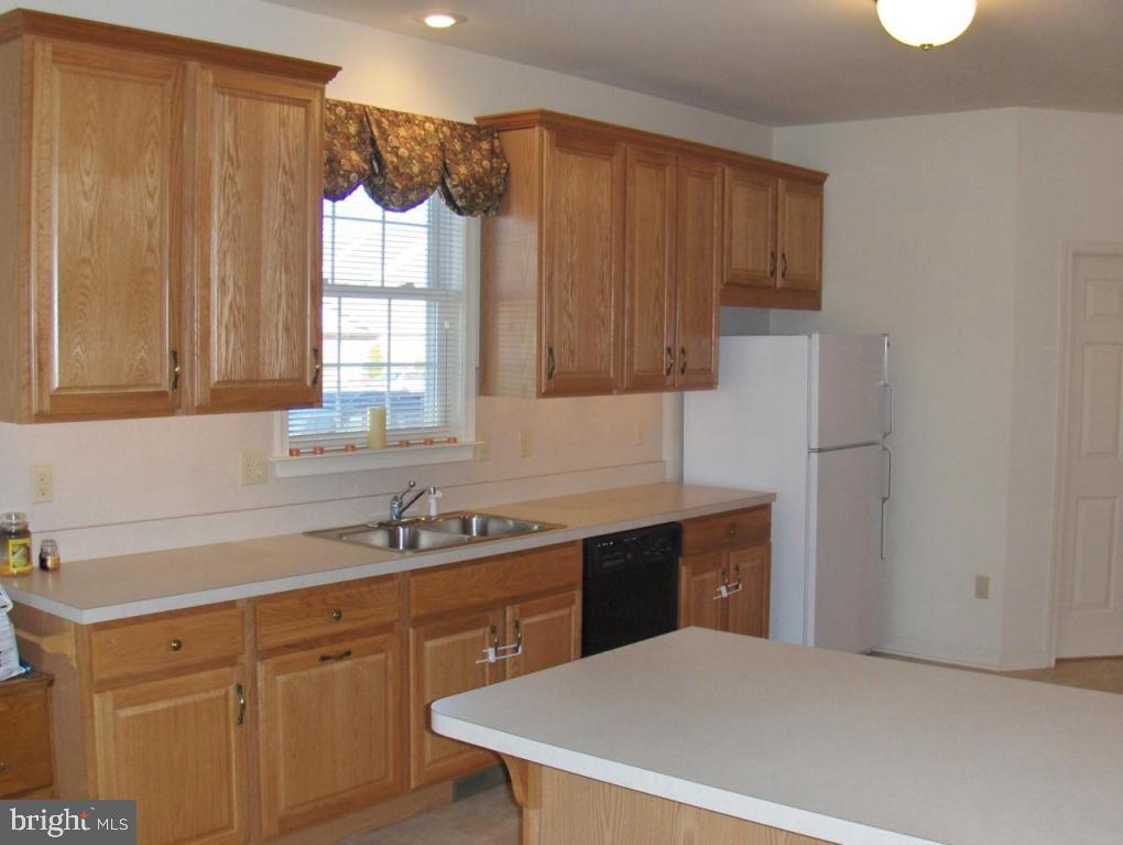 201 Sutherland Road Lancaster, PA 17603 - Photo 11 of 21 Gallery Image 11