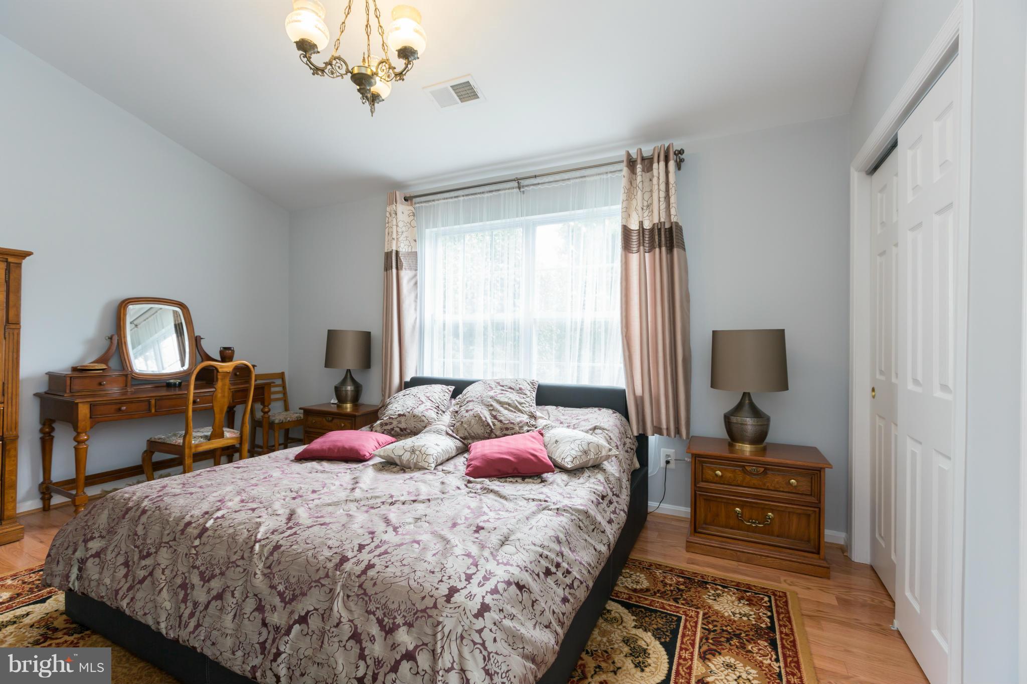 20 West Glebe Road Alexandria, VA 22305 - Photo 12 of 19 Bedroom (Master)