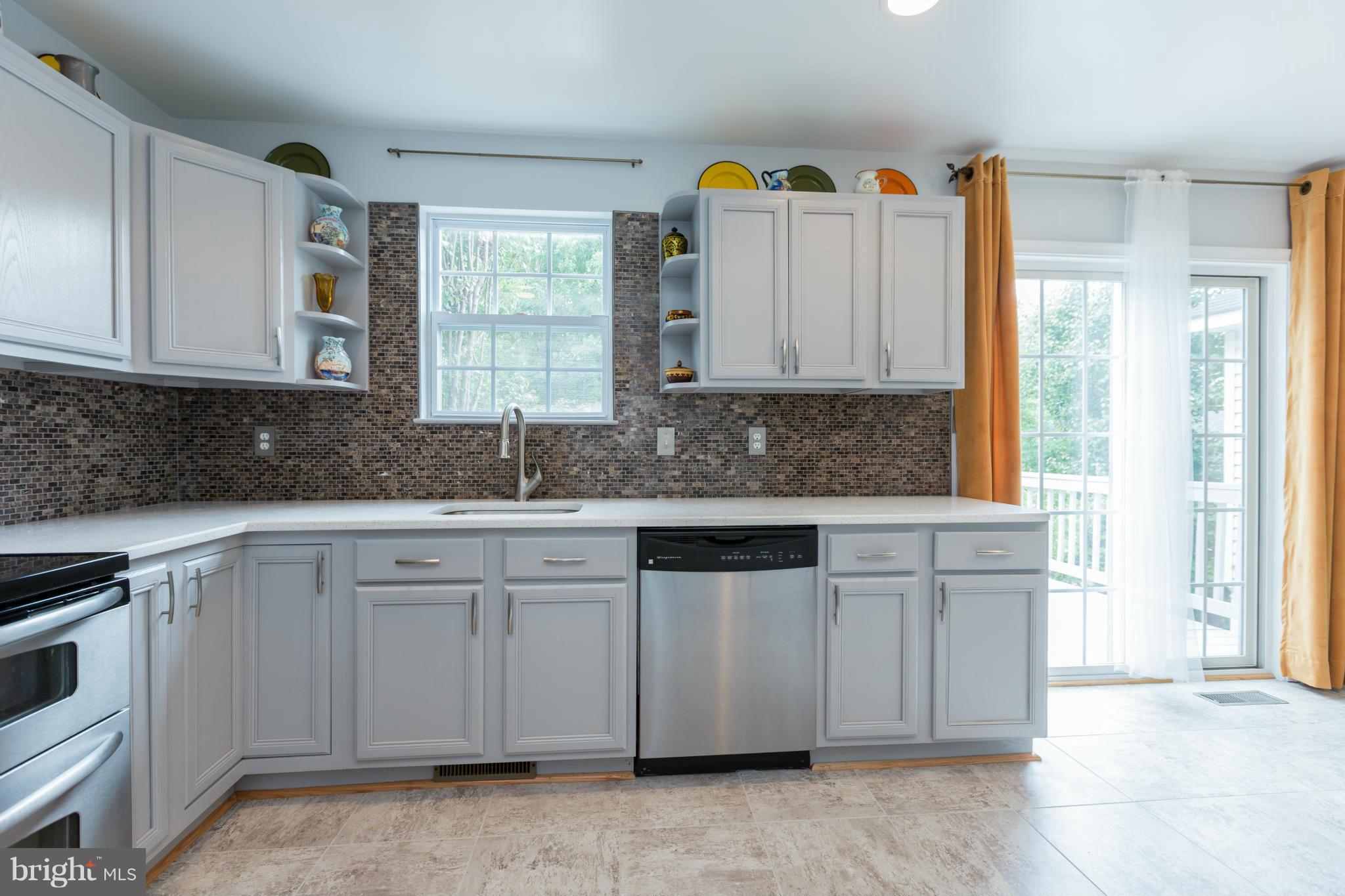 20 West Glebe Road Alexandria, VA 22305 - Photo 3 of 19 Kitchen