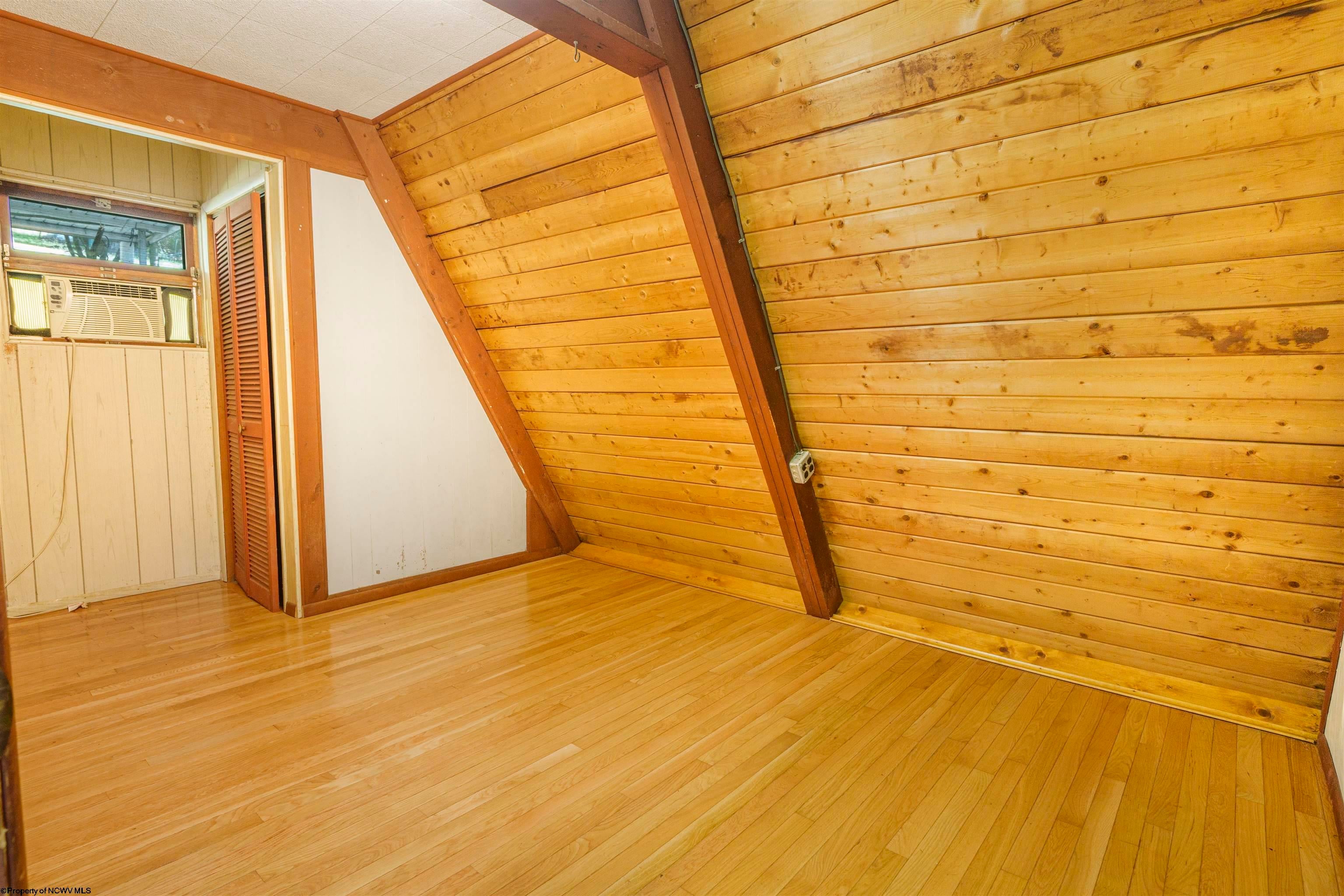 431 Valley Falls Road Fairmont, WV 26554 - Photo 8 of 35 Gallery Image 8