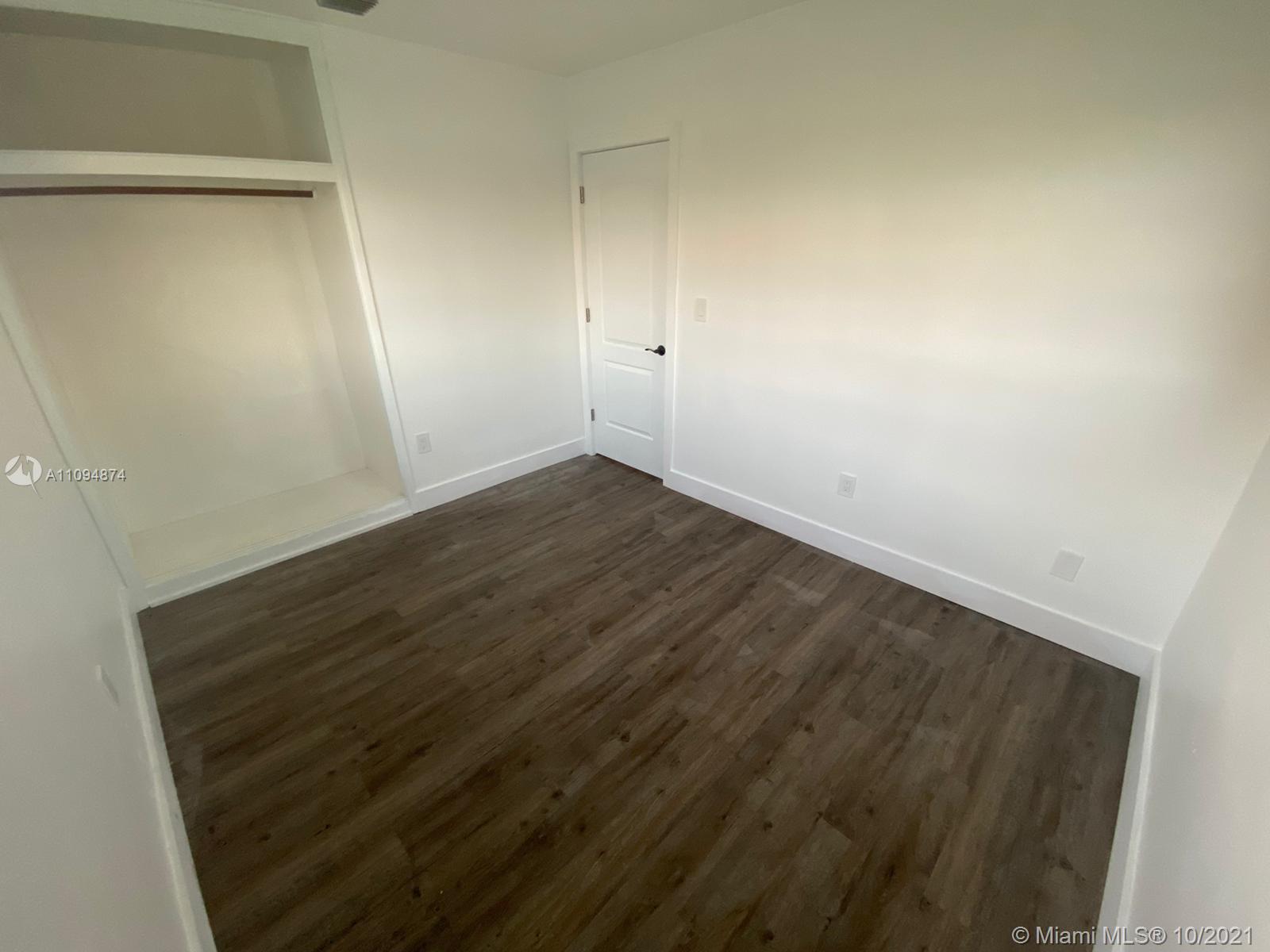20340 Southwest 116th Road Miami, FL 33177 - Photo 14 of 17 Gallery Image 14