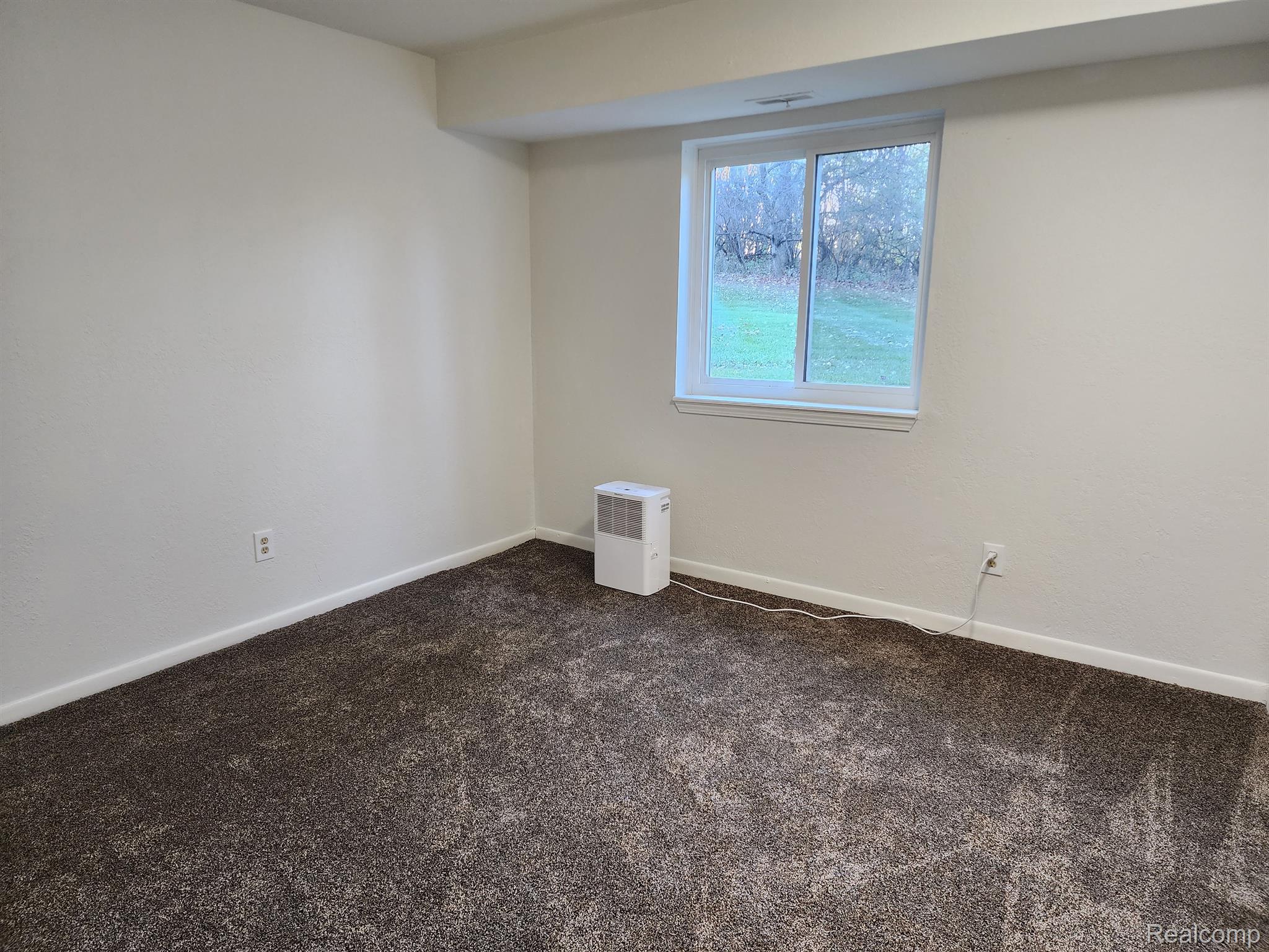 1747 Maple Ridge Road, Unit 2 DOOR 11 Haslett, MI 48840 - Photo 6 of 30 Gallery Image 6