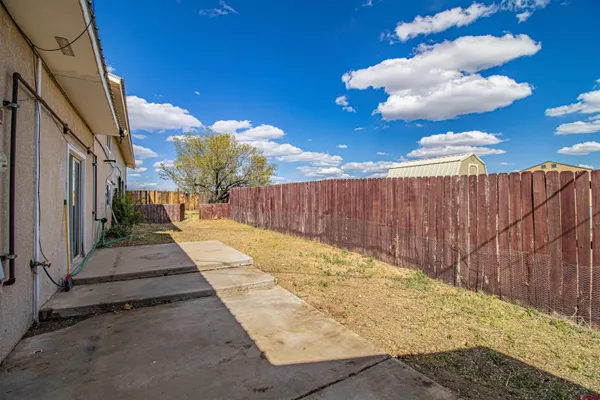 $375,000 | 918 Highway 170, Farmington, NM 87401