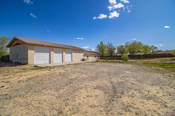 $375,000 | 918 Highway 170, Farmington, NM 87401