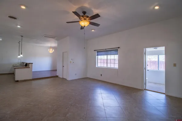 $375,000 | 918 Highway 170, Farmington, NM 87401