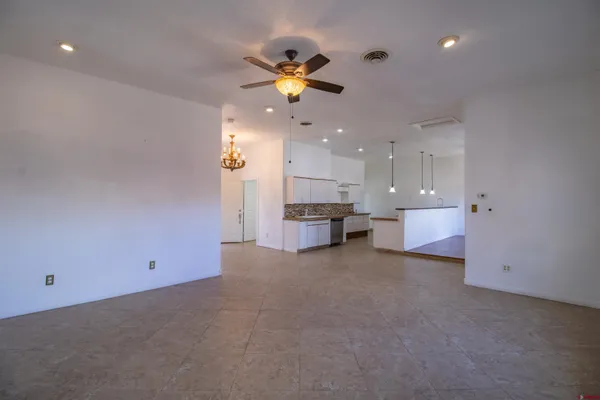 $375,000 | 918 Highway 170, Farmington, NM 87401