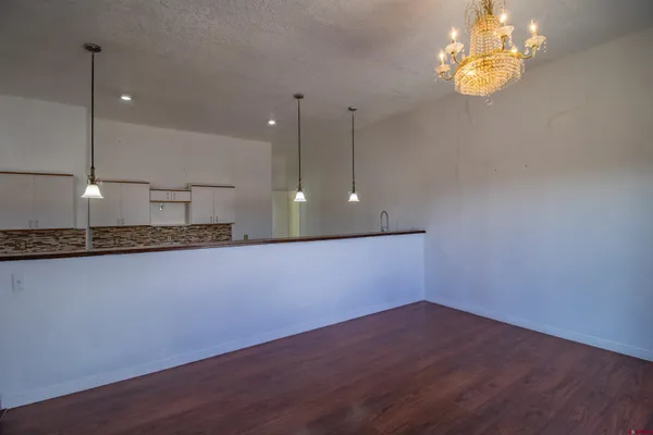 $375,000 | 918 Highway 170, Farmington, NM 87401