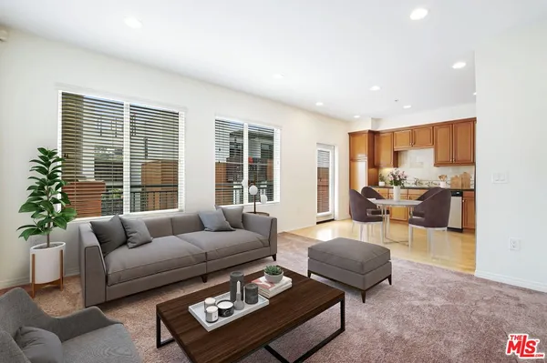 $4,500 | 6020 South Seabluff Drive, Unit 423, Playa Vista, CA 90094