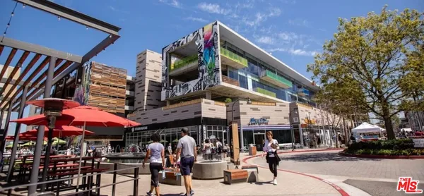 $4,500 | 6020 South Seabluff Drive, Unit 423, Playa Vista, CA 90094