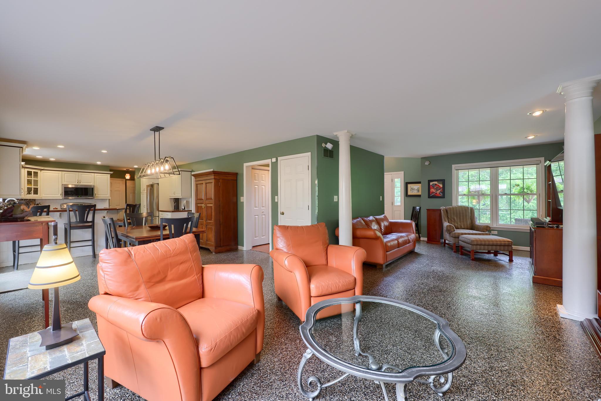 430 Oak Lane Lititz, PA 17543 - Photo 15 of 51 Living Room