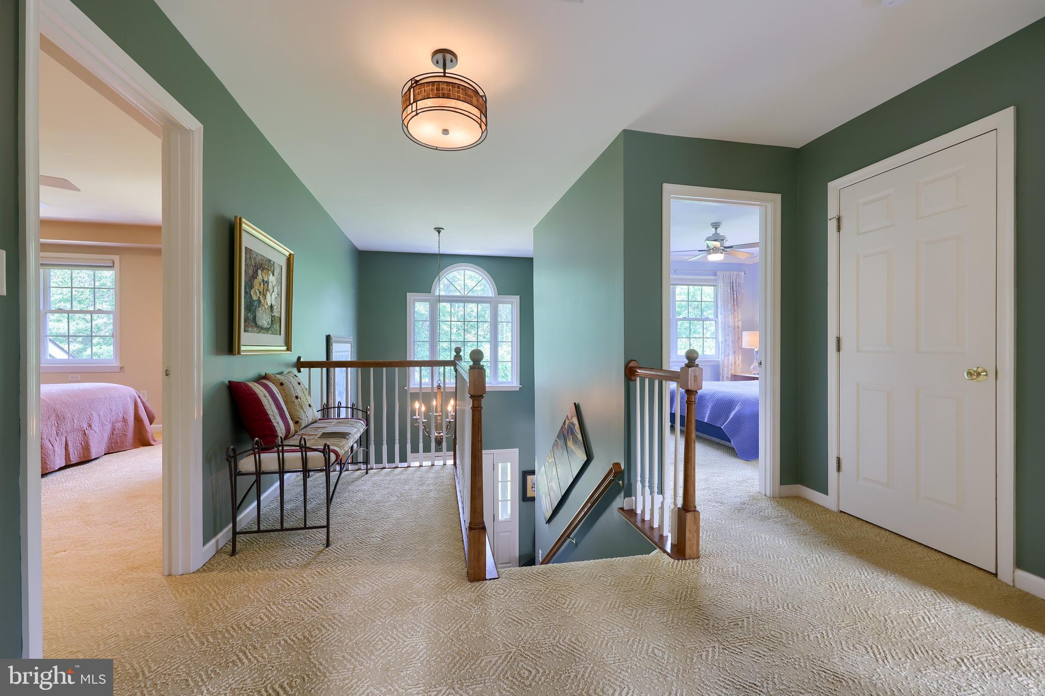 430 Oak Lane Lititz, PA 17543 - Photo 23 of 51 2nd floor hallway