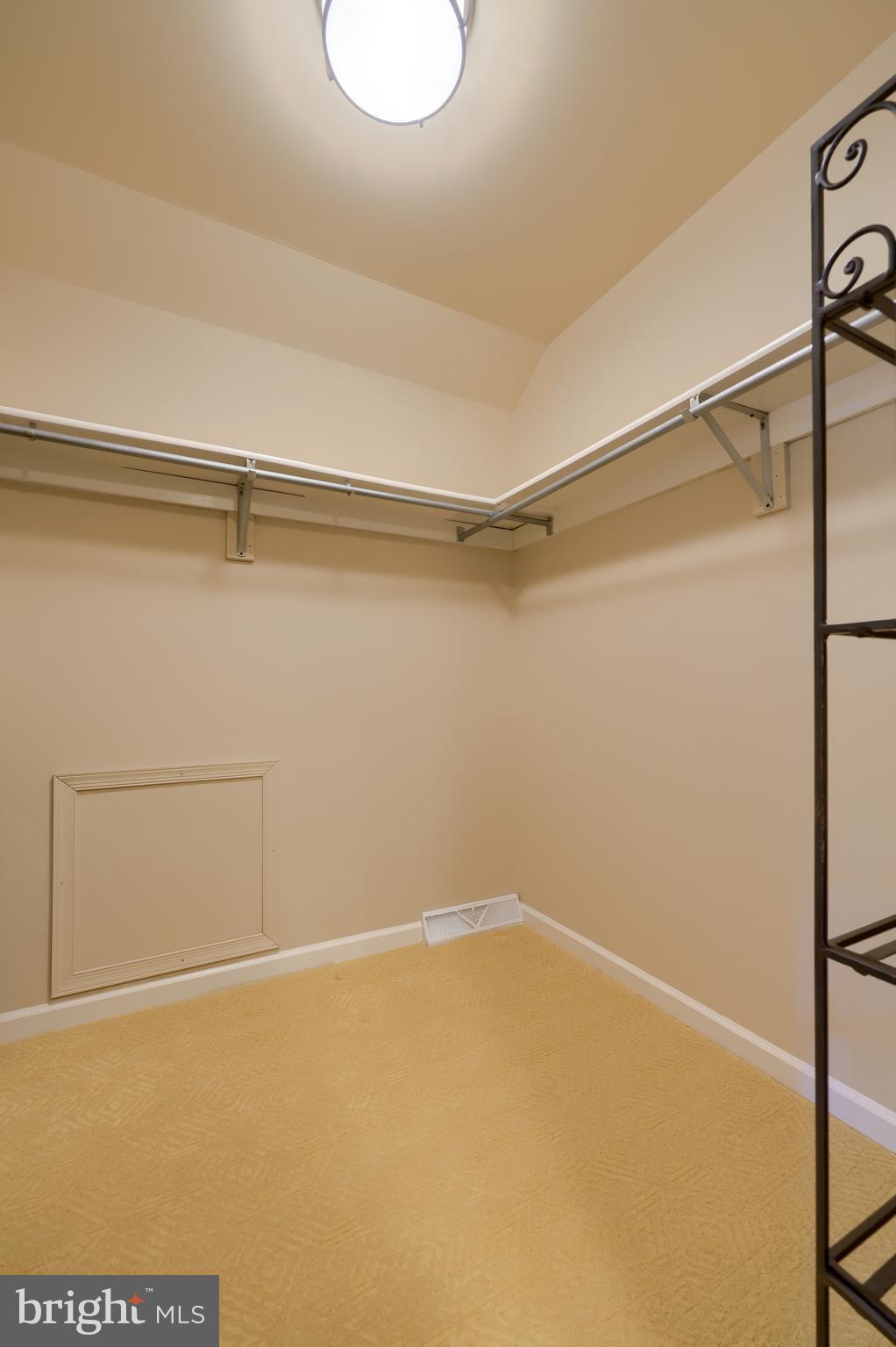 430 Oak Lane Lititz, PA 17543 - Photo 27 of 51 Primary Bedroom walk-in closet