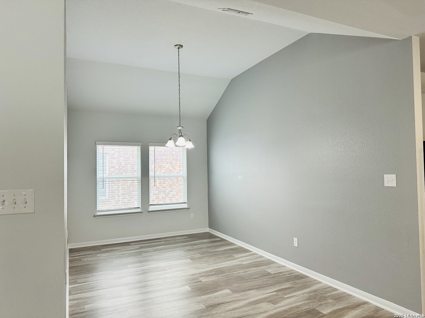 8907 Ladbroke Grove Converse, TX 78109 - Photo 6 of 29