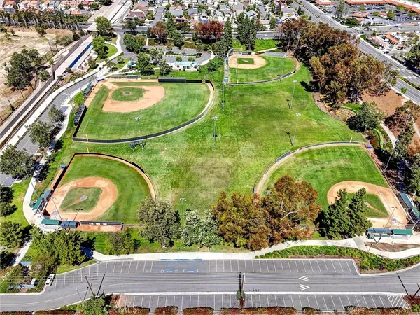 $279,000 | 24921 Muirlands Boulevard, Unit 313, Lake Forest, CA 92630