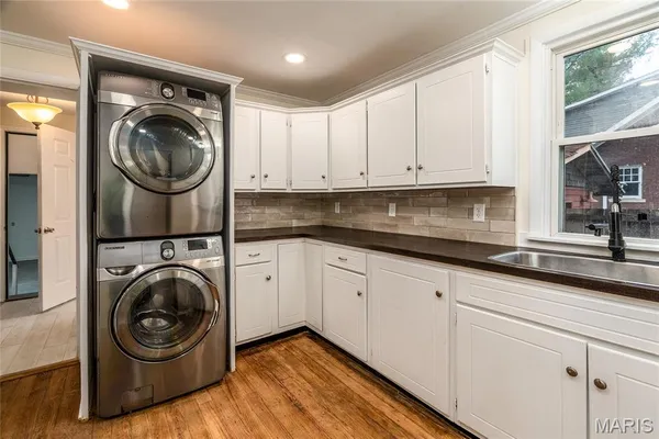 $168,500 | 402 West Church Street, Benton, IL 62812