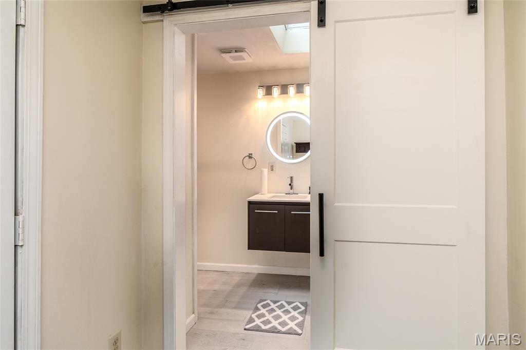 402 West Church Street Benton, IL 62812 - Photo 18 of 53