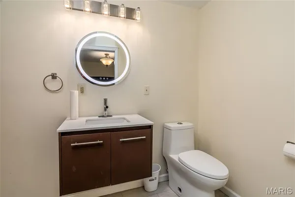 $168,500 | 402 West Church Street, Benton, IL 62812