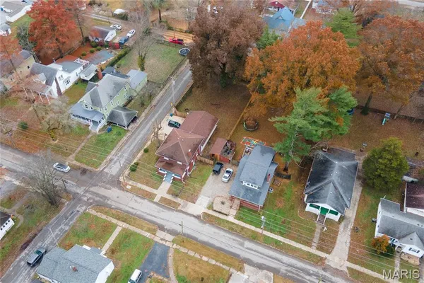 $168,500 | 402 West Church Street, Benton, IL 62812