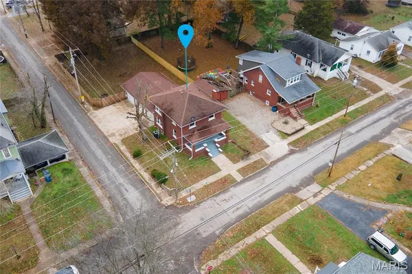 $168,500 | 402 West Church Street, Benton, IL 62812