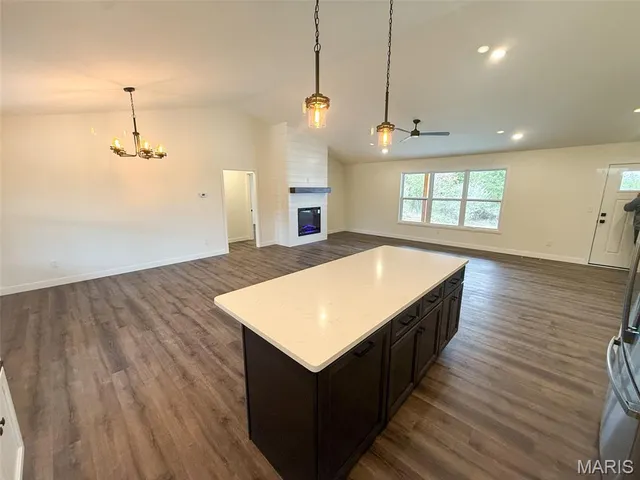 $485,000 | 20125 Blessings Lane, Farmington, MO 63640