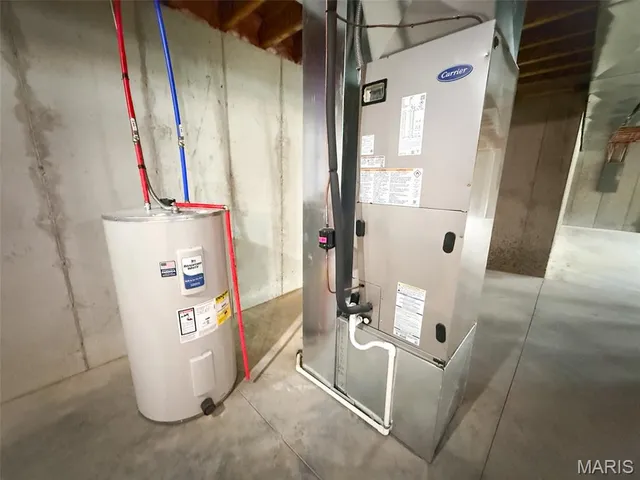 $485,000 | 20125 Blessings Lane, Farmington, MO 63640