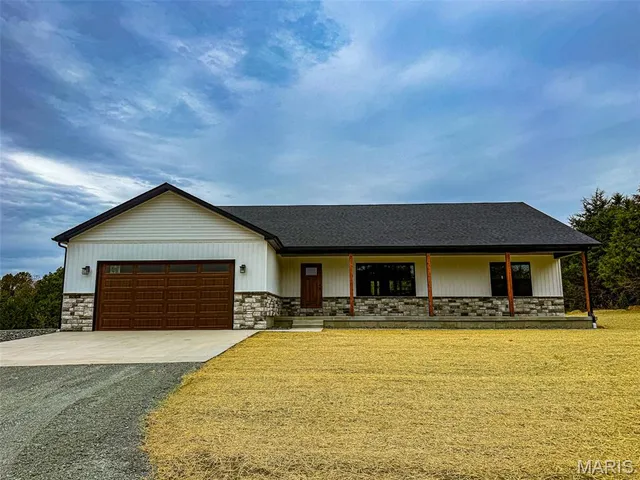 $485,000 | 20125 Blessings Lane, Farmington, MO 63640