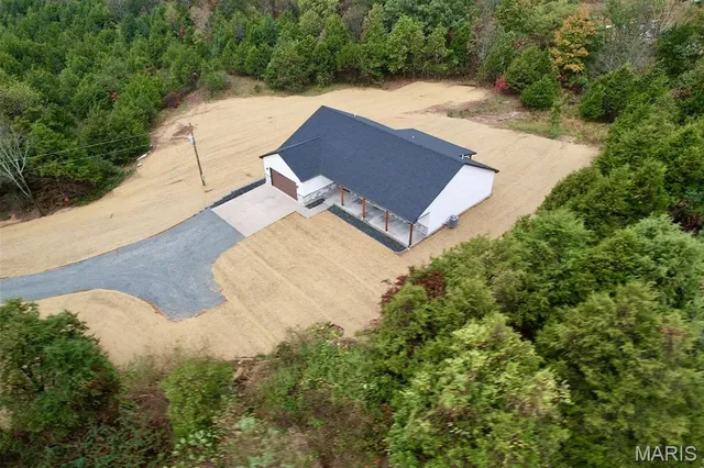 $485,000 | 20125 Blessings Lane, Farmington, MO 63640