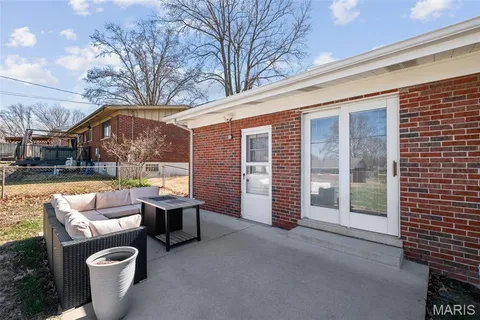 $275,000 | 4733 McCorry Drive, St. Louis, MO 63123