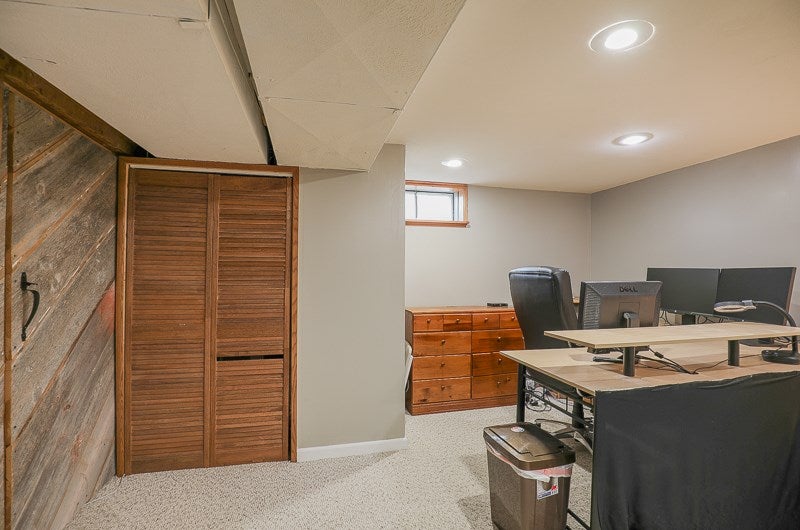 812 3rd Street Kalona, IA 52247 - Photo 36 of 44 Gallery Image 36