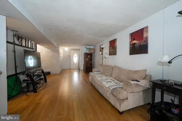 $277,500 | 842 School Lane, Folcroft, PA 19032