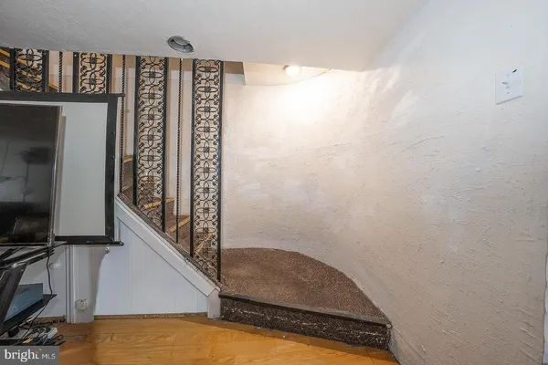 $277,500 | 842 School Lane, Folcroft, PA 19032